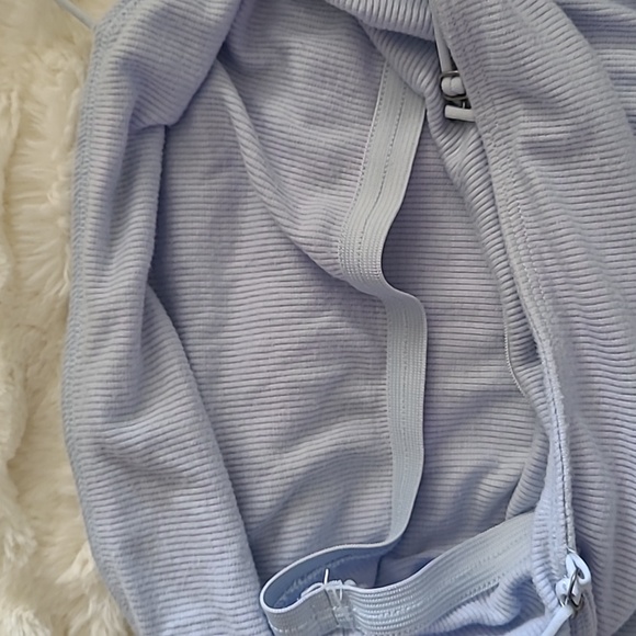 Hollister Bodysuit - Picture 6 of 7